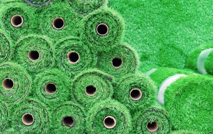 Nous vous accompagnons dans votre choix du gazon adapté à la surface que vous voulez couvrir.